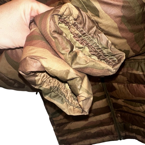 Patagonia Hi Loft Down Hoody Puffer Hooded Jacket RARE Camo Men's Size Small